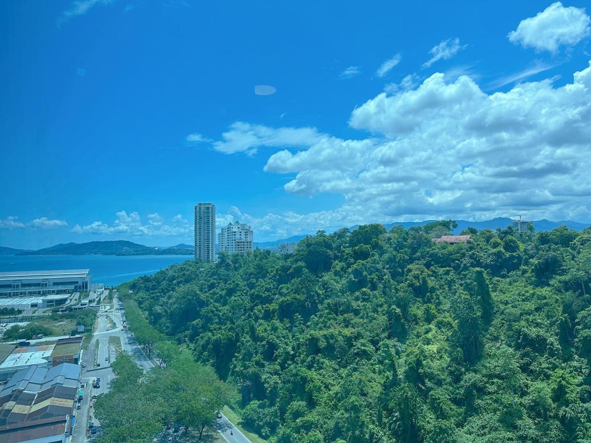 Jesselton Point Seaview Homestay Кота-Кінабалу Екстер'єр фото